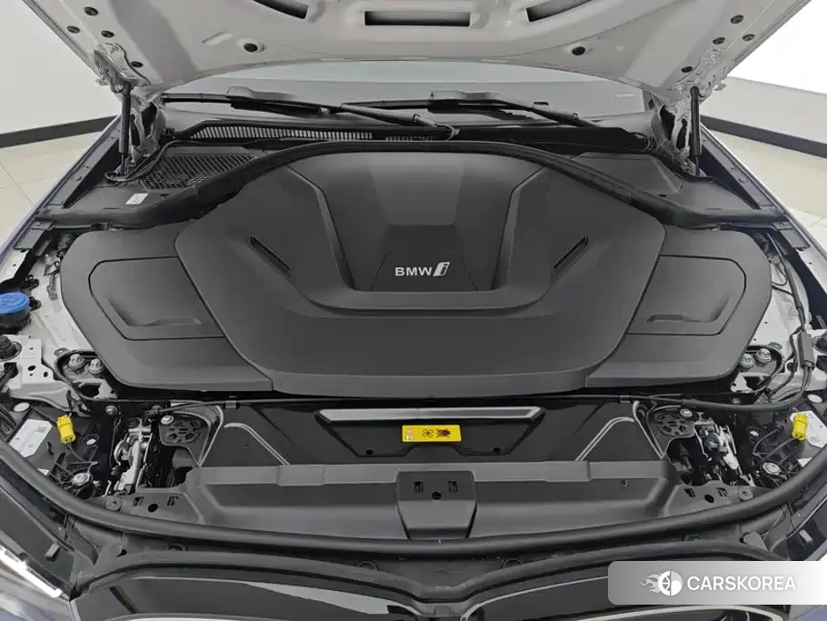 BMW i3 id 4679529 из Китая 11