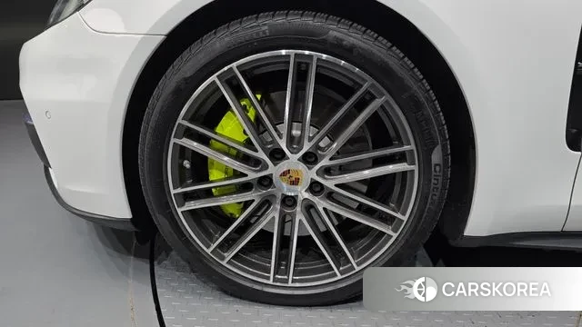 Porsche Panamera (971) id 3226759 из Кореи 15
