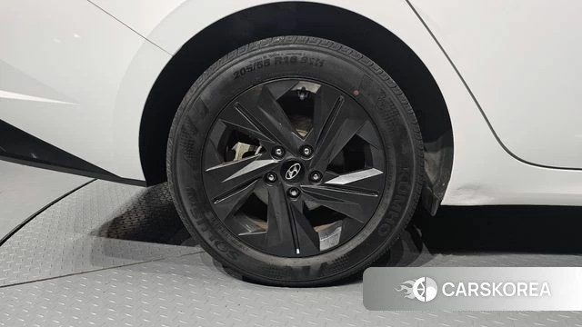 Hyundai Avante Hybrid (CN7) id 4603210 из Кореи 25