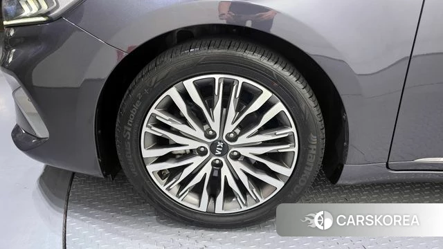Kia K7 Premier Hybrid id 4325063 из Кореи 30