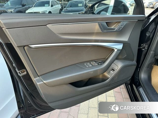 Audi A6L id 4307501 из Китая 10
