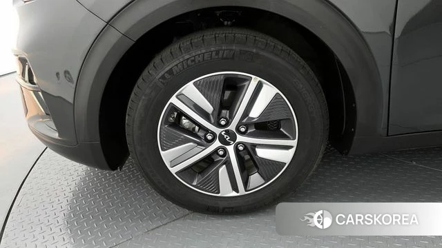 Kia The New Niro id 3799919 из Кореи 15