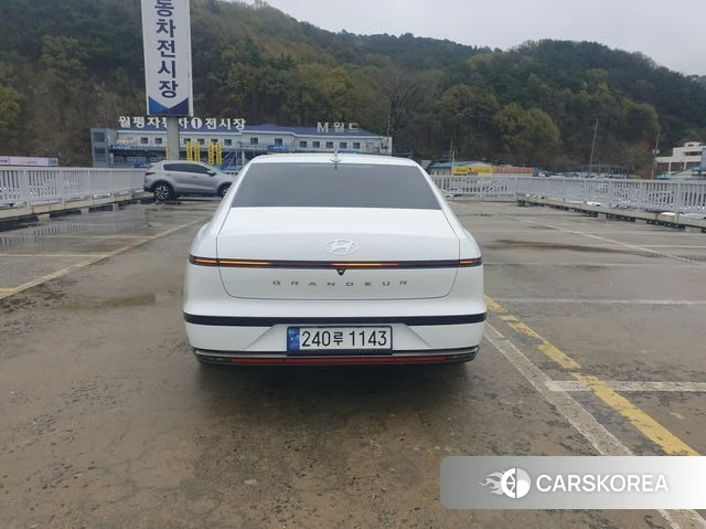 Hyundai Grandeur (GN7) id 3914701 из Кореи 15