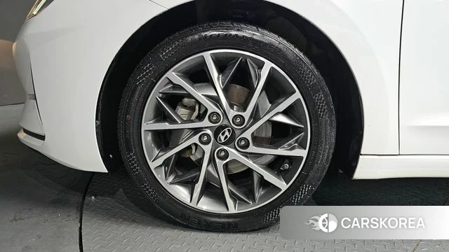 Hyundai The New Avante AD id 3893985 из Кореи 15