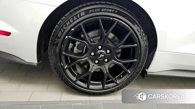 Ford Mustang id 3953820 из Кореи 15