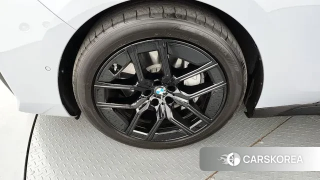 BMW 7 Series (G70) id 3026649 из Кореи 15