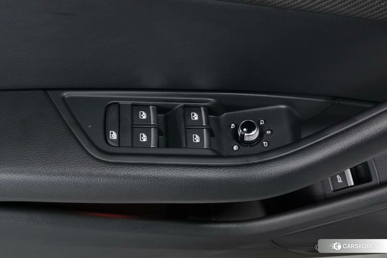 Audi A4L id 4413244 из Китая 19
