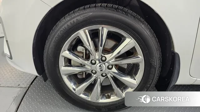 Kia The New Carnival id 3622009 из Кореи 15