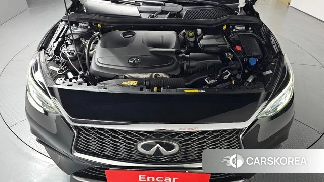 Infiniti Q30 id 4188056 из Кореи 26