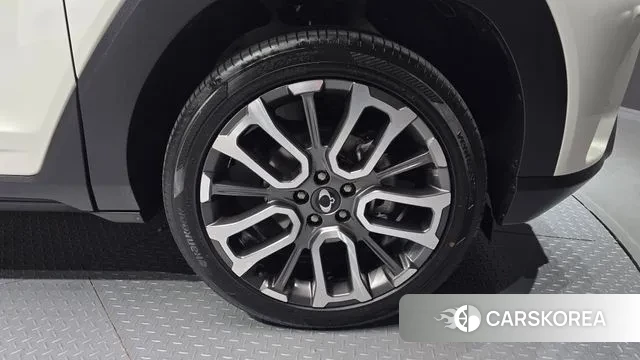 Ssangyong The New Torres id 3382934 из Кореи 15