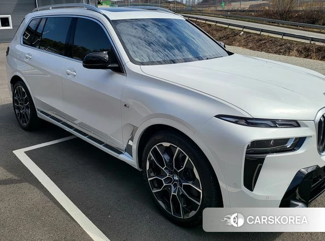 BMW X7 (G07) 2024 Белый из Кореи, фото 5