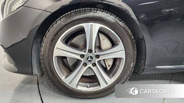 Mercedes-Benz E-Class W213 id 3936900 из Кореи 15