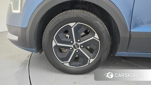 Kia Di Ol Nu Niro id 4481483 из Кореи 15