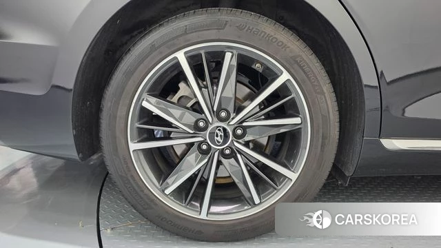 Hyundai The New Grandeur IG id 4736329 из Кореи 27
