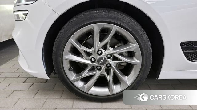 Genesis The New G70 id 4267330 из Кореи 15
