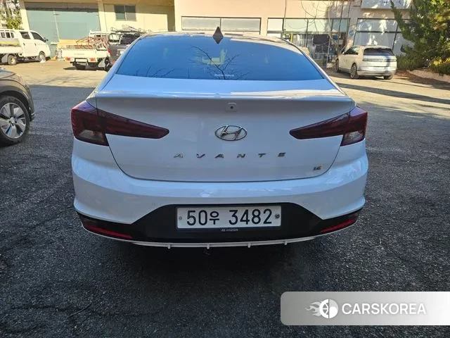 Hyundai The New Avante AD id 3562999 из Кореи 12