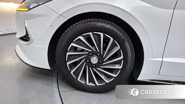 Hyundai Sonata Hybrid (DN8) id 2998643 из Кореи 15