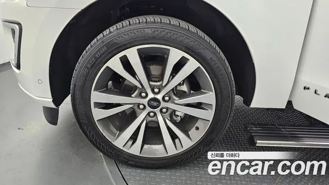 Ford Expeditation id 2686862 из Кореи 15