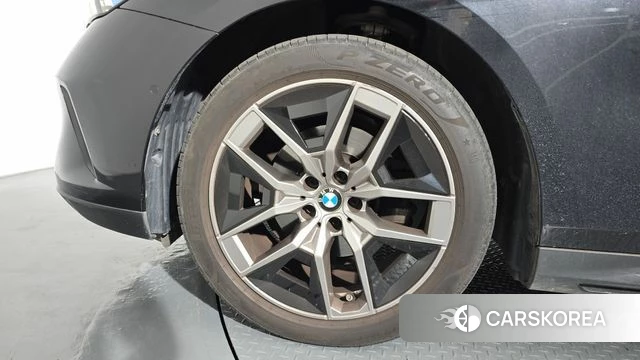 BMW 5 Series (G60) id 4533582 из Кореи 27