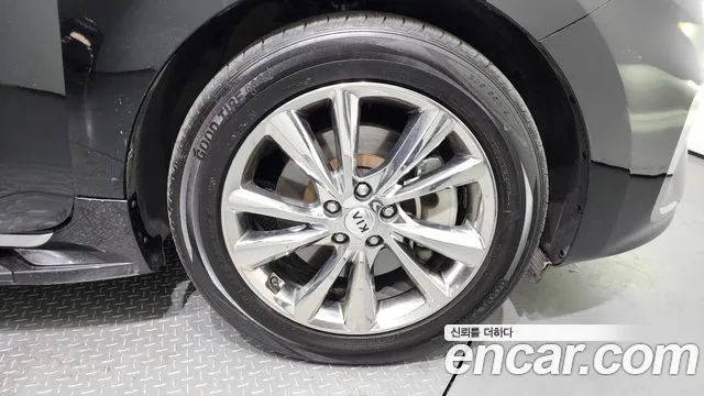 Kia The New Carnival id 2379637 из Кореи 15