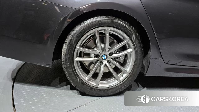 BMW 5 Series (G30) id 4324821 из Кореи 15