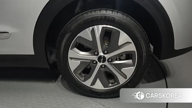 Kia Niro EV id 3318246 из Кореи 15