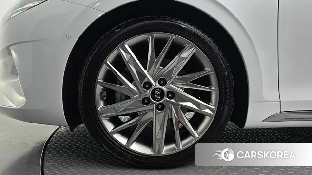 Hyundai The New Grandeur IG id 4267672 из Кореи 28