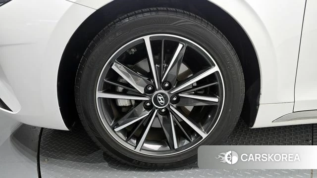 Hyundai The New Grandeur IG id 4225224 из Кореи 25