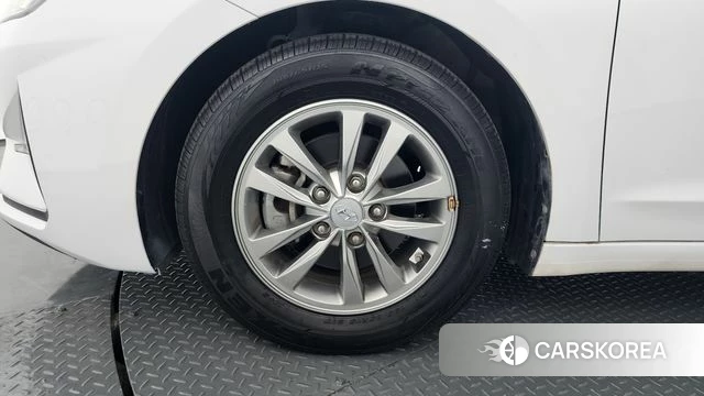 Hyundai The New Avante AD id 3879526 из Кореи 15