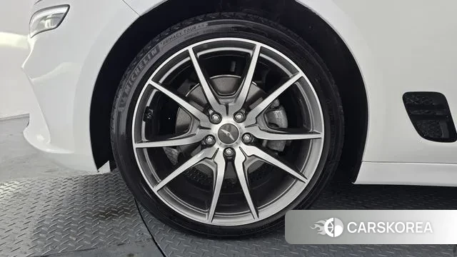 Genesis The New G70 id 3625646 из Кореи 15