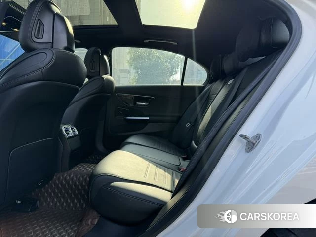 Mercedes-Benz Class C id 4256446 из Китая 12