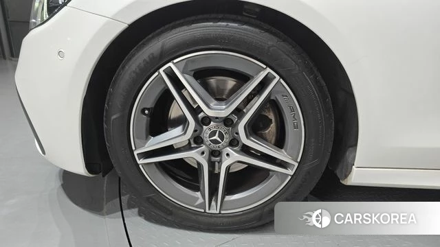 Mercedes-Benz E-Class W213 id 4579667 из Кореи 28