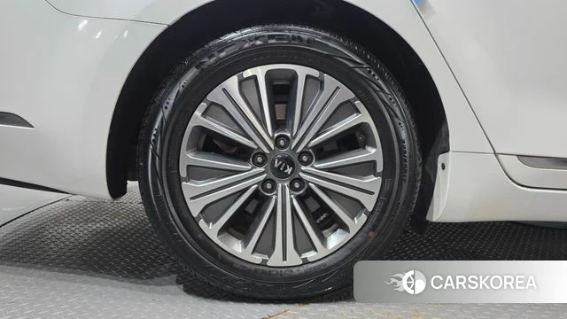 Kia All New K7 Hybrid id 4689303 из Кореи 32