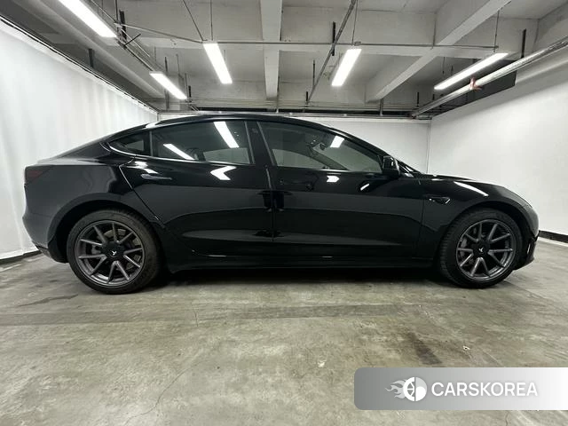 Tesla Model 3 id 4219237 из Китая 15