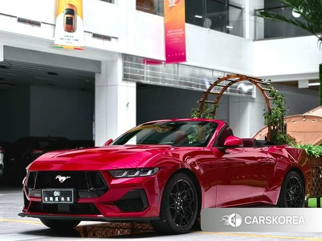 Ford Mustang 2025 Красный из Китая, фото 5