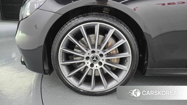 Mercedes-Benz E-Class W213 id 4775178 из Кореи 32