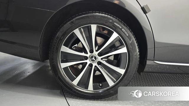 Mercedes-Benz E-Class W213 id 4482188 из Кореи 28