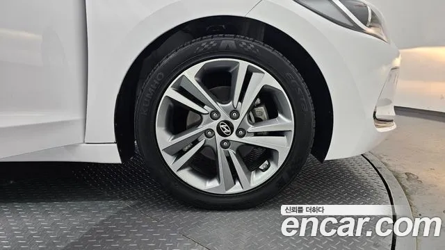 Hyundai Avante AD id 2345921 из Кореи 15