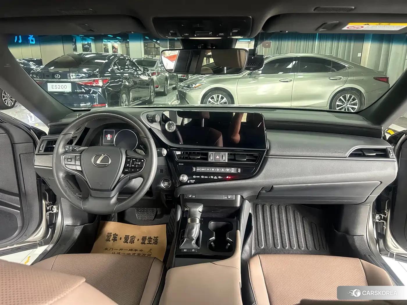Lexus ES 2023 Silver/gray из Китая, фото 5