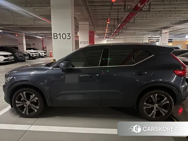 Volvo XC40 2022 Синий из Кореи, фото 5