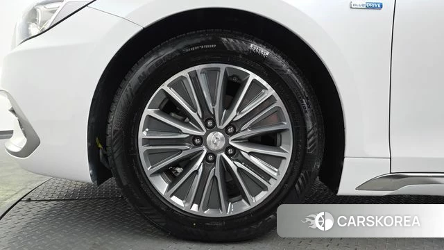 Hyundai Grandeur IG Hybrid id 3924715 из Кореи 15