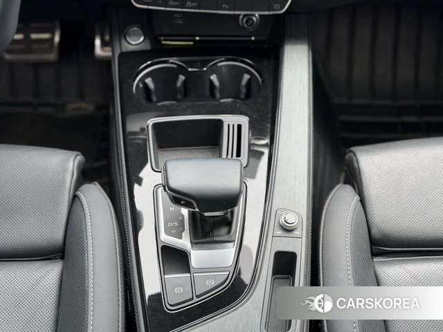 Audi A4L id 4278636 из Китая 9