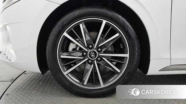 Hyundai The New Grandeur IG id 4303501 из Кореи 31