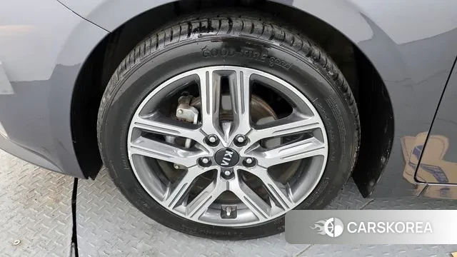 Kia Come New K3 id 3765414 из Кореи 15