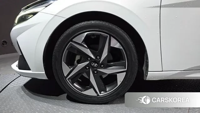 Hyundai Avante (CN7) id 3646563 из Кореи 15