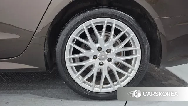 Audi New A6 id 3602238 из Кореи 15