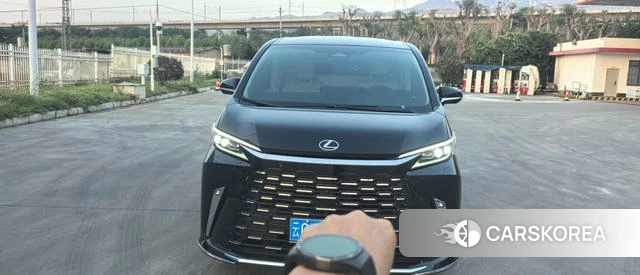 Lexus LM 2024 Черный из Китая, фото 5