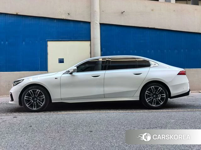 BMW 5 series id 4213443 из Китая 12