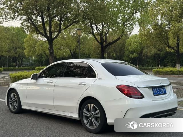Mercedes-Benz Class C 2019 Белый из Китая, фото 5