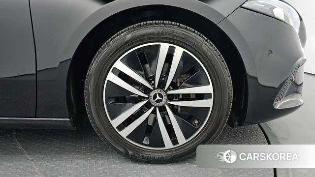 Mercedes-Benz A-Class W177 id 3964383 из Кореи 16